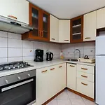 House Nenad