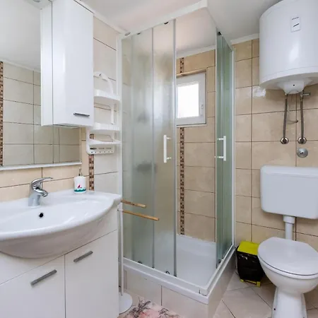 Prázdninový dům House Nenad