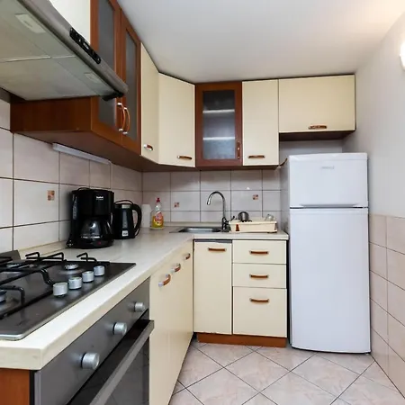 House Nenad Tatil Evi